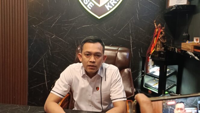 
Satreskrim Polres Jember Dalami Motif Peristiwa Berdarah Tewaskan 2 Orang di Umbulsari