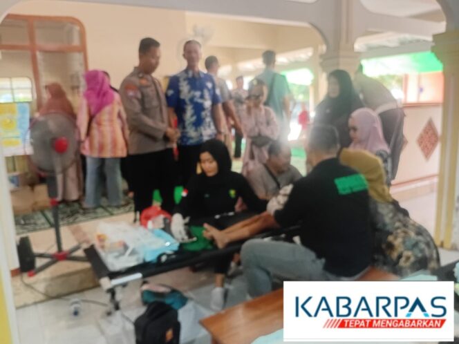 
55 Anak di Bondowoso Ikuti Khitan Masal  HUT Bhayangkara ke-79