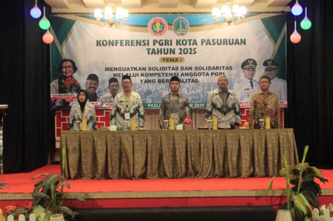
Mas Adi: Profesi Guru Harus Bertransformasi Hadapi Tantangan Dunia Pendidikan Seiring Perkembangan Jaman