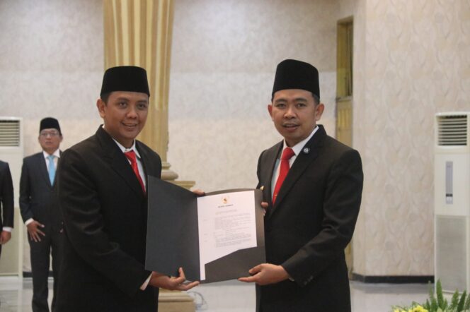 
Bupati Fawait Minta Diskominfo Jember Optimalkan Saluran Informasi PPID