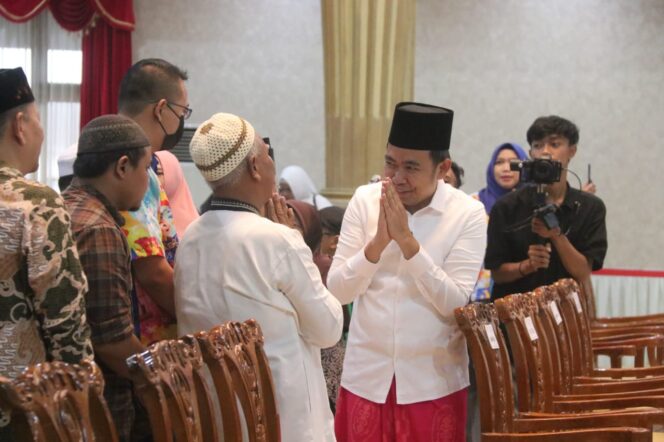 
Bupati Jember Suarakan Solidaritas Untuk Palestina Lewat Muhasabah Cinta