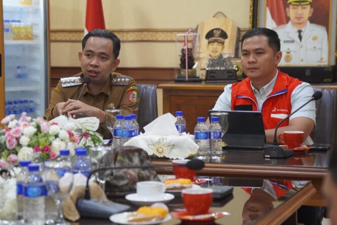 
Bertemu Bupati Fawait, Pertamina Sebut Jember Jadi Prioritas Distribusi Nasional