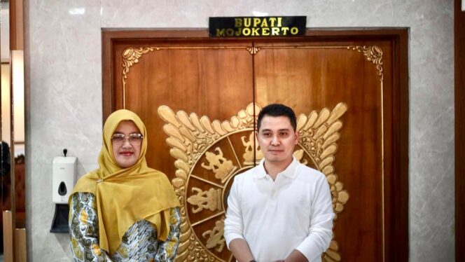
Temui Gus Barra, Meitri Bahas Kerjasama Penanganan Tambang Ilegal Hingga Pencemaran Lingkungan