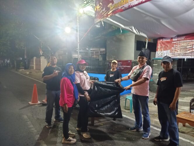 
Tak Hanya Ikutan Jalan, Pemkel Kaliwates Siapkan Posko Tajemtra 2025 dan Bersihkan Sampah Sisa Peserta