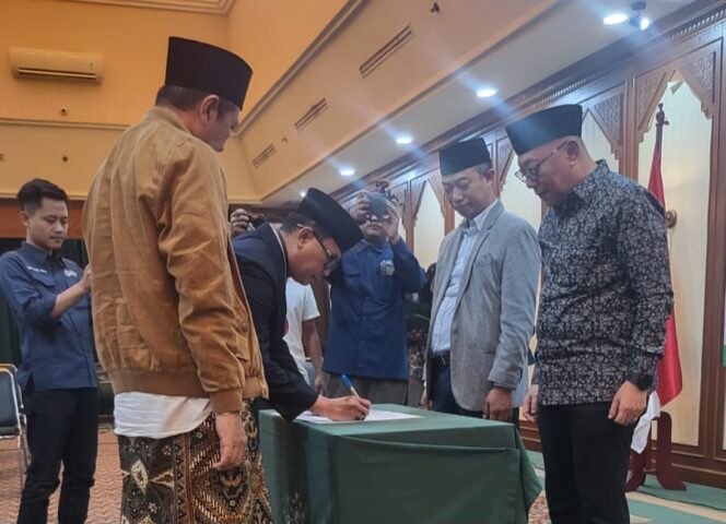 
Rektor UNU Pasuruan Resmi Dilantik, PBNU Ingatkan Pentingnya Optimalkan Ajaran Aswaja sebagai Ciri Khas