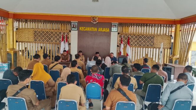 
Lintas Sektoral Pemkab Jember Adakan Rakor Jelang Pelaksanaan Bunga Desaku IV