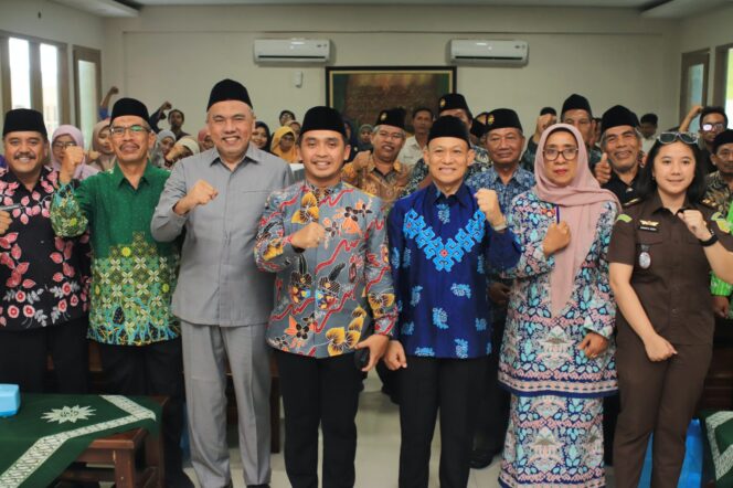 
Pemkot Pasuruan Gelar Pembinaan Ormas Bidang Keagamaan
