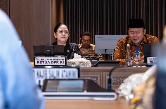 
Kiai Kampung Bertemu Puan Maharani: DPR Janji Lakukan Transformasi