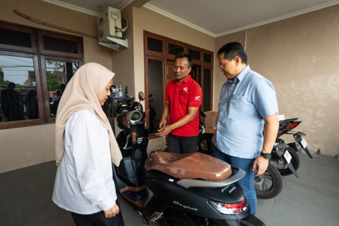 
Satukan Hati, Satukan Semangat: MPM Honda Jatim Apresiasi Konsumen di Hari Pelanggan Nasional 2025