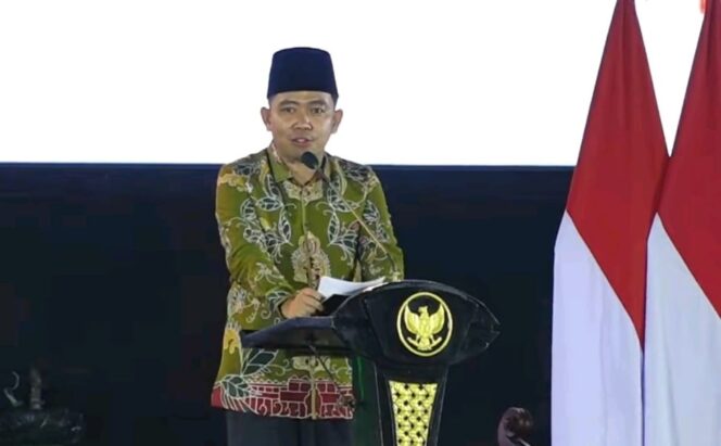
Tujuh Bulan Memimpin, Bupati Fawait Berhasil Tekan Angka Kemiskinan : Terendah dalam 10 Tahun Terakhir