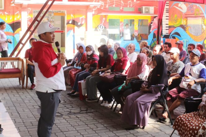 
724 KPM Terima Bansos Sembako Daerah Tahap 3, Wali Kota Pasuruan Sampaikan Pesan Khusus