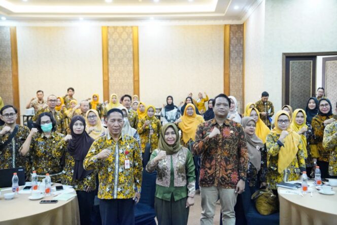 
Ning Ita Tekankan Budaya Disiplin ASN