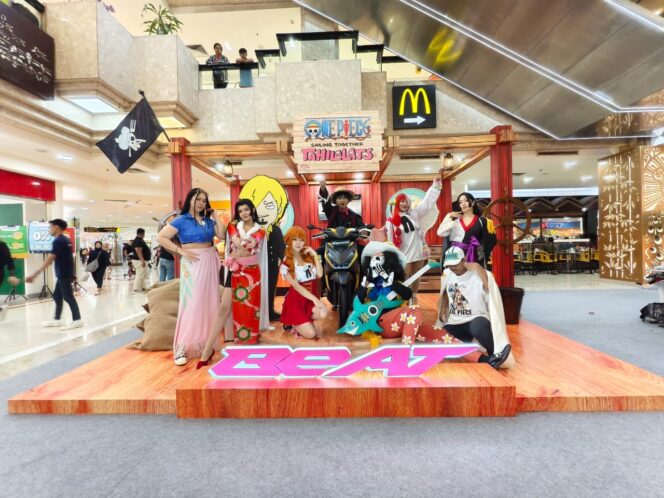 
Keseruan Steal The BeAT Hadirkan Kolaborasi One Piece x Tahilalats di Surabaya