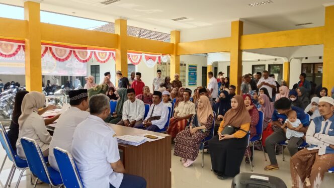 
Pemkab Jember Fasilitasi Pembukaan Rekening Guru Ngaji di Delapan Kecamatan