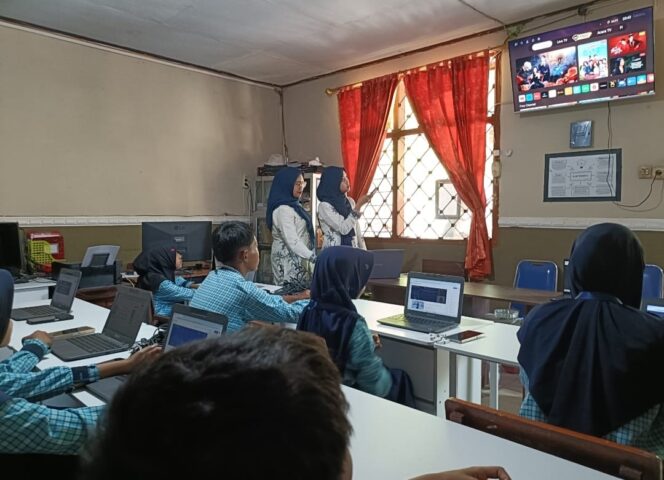 
Transformasi Pendidikan di Jember : SDN 2 Banjarsengon Hadirkan Kelas Digital Interaktif