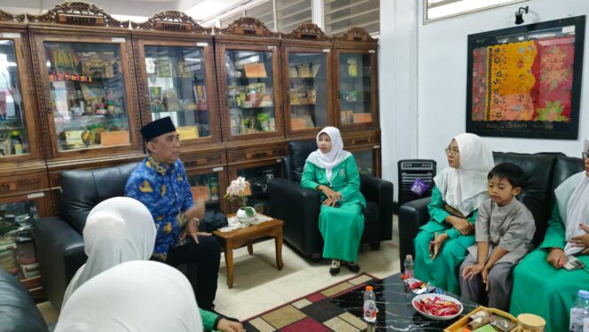 
Pemkab Probolinggo Gandeng Fatayat NU Perkuat Ekonomi Perempuan Lewat UMKM dan Koperasi