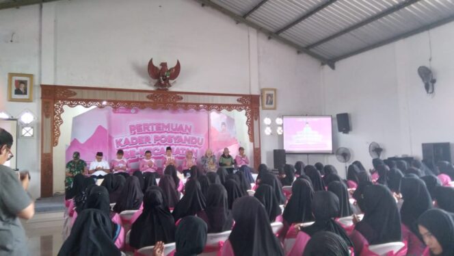 
Gus’e Menyapa Jenggawah: Bupati Fawait Semangati Kader Posyandu Perangi Stunting