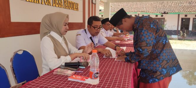 
Lebih Mudah dan Cepat, Guru Ngaji Jember Puji Kinerja Pemkab di Program Insentif