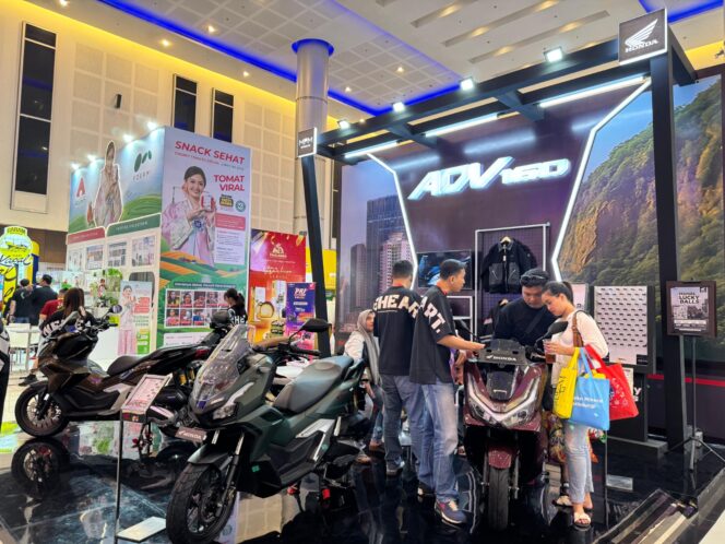
New Honda ADV160 Tampil Gagah di PRJ Surabaya 2025, Hadirkan Promo Lucky Deal Menarik