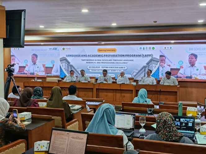 
Sekjen Kemenag Buka Program LAPP Untuk Para Calon Awarde ke Luar Negeri