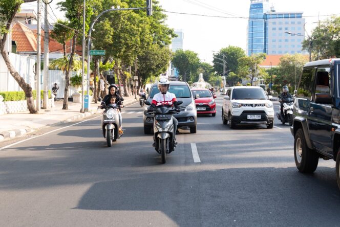 
#Cari_Aman di Jalan, Jaga Jarak Aman 3 Detik Saat Berkendara