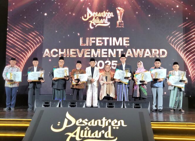 
Pesantren Award Jadi Momentum Penguatan Tradisi dan Modernitas Dunia Santri
