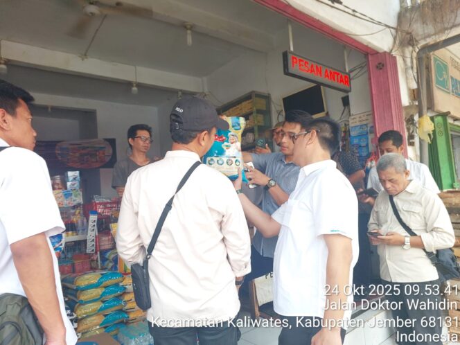 
Satgas Pangan Polres Jember Bersama Bulog dan Dinas Terkait Gelar Sidak Pasar Tekan Harga Beras