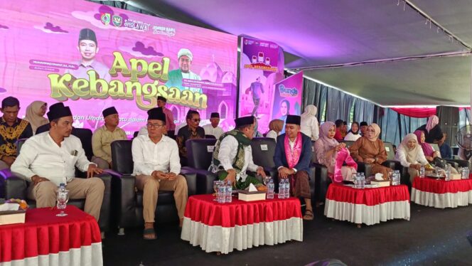 
Ribuan Warga Ikuti Apel Kebangsaan di Panti, Bupati Fawait Janjikan Perbaikan Jalan dan Beasiswa untuk Anak Jember