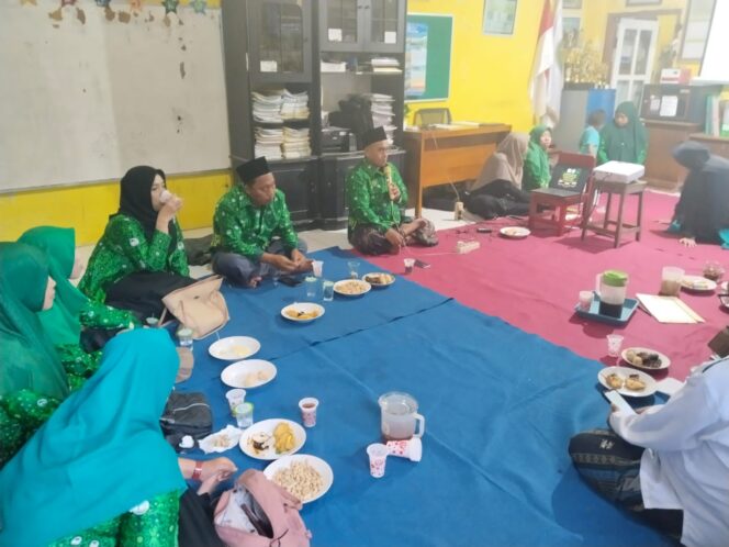 
Berkah Konferancab, Sakinah Ayuningtias Pimpin PERGUNU Bugul Kidul Pasuruan
