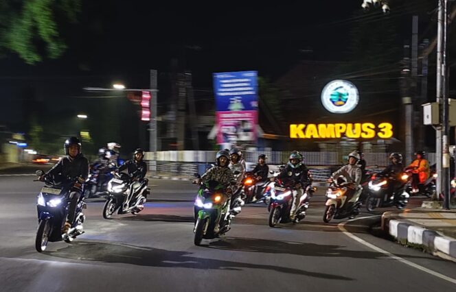
Tips Aman Menikung di Malam Hari, MPM Honda Jatim Ajak Pengendara di Malang Tetap #Cari_Aman