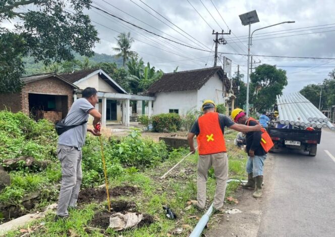 
Jelang Akhir Tahun, Jember Kebut Penerangan Jalan Umum: Ribuan Titik PJU Dikerjakan Serentak