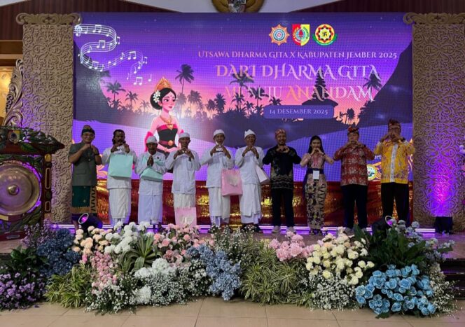 
Umat Hindu Jember Tunjukkan Kontribusi Harmoni dan Pembangunan Lewat Utsawa Dharma Gita