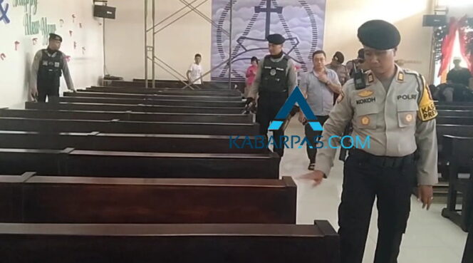 
Jamin Keamanan Misa Natal, Polres Pasuruan Kota Sterilisasi 17 Gereja
