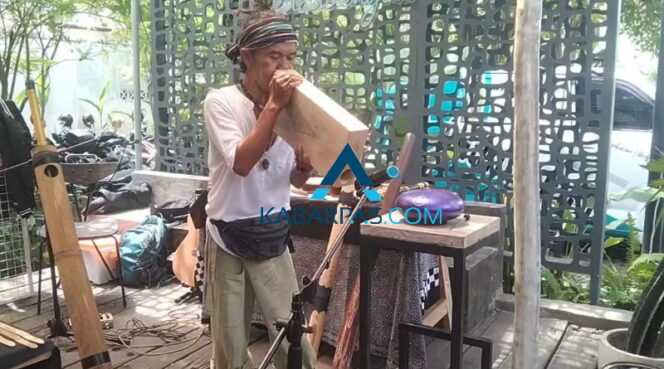 
Puluhan Pecinta Musik Ramaikan Gear Lounge Kota Pasuruan 2025