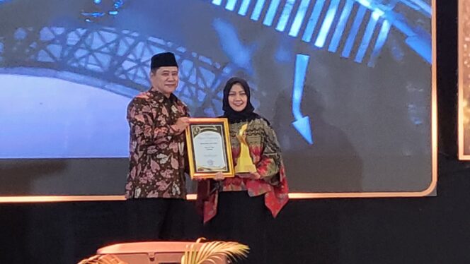 
Perkuat Sinergi Pendidikan di Madura, MPM Honda Jatim Raih Madura Awards 2025 Kategori Sinergi CSR