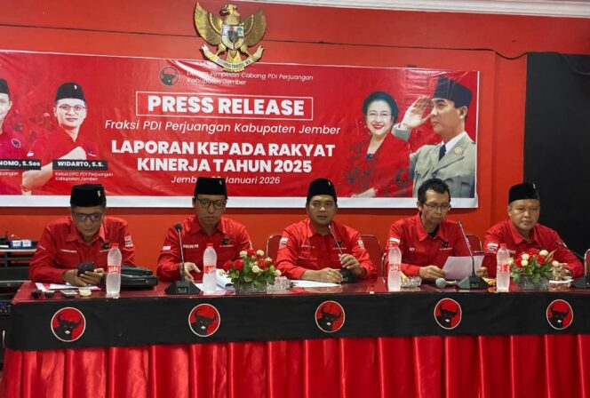 
Fraksi PDI Perjuangan DPRD Jember Laporkan Kinerja 2025 ke Rakyat, Fokus Kemiskinan, Kesehatan, dan Pendidikan
