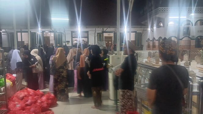 
Tradisi Purnamaan Awal 2026 Digelar Khidmat di Komplek Masjid Agung Kota Pasuruan