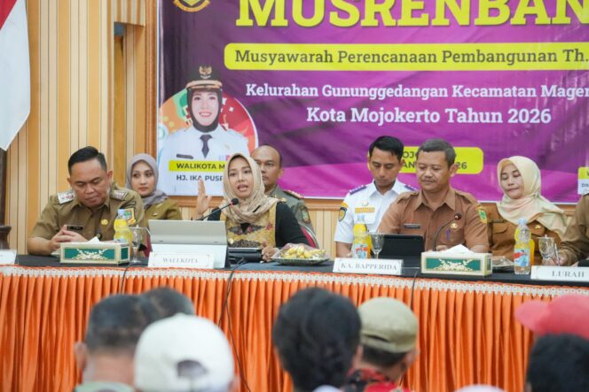 
Walikota Mojokerto Buka Musrenbang di Kelurahan Gununggedangan