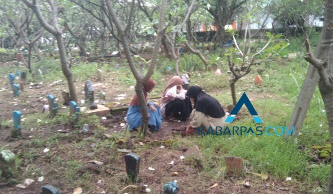 
Warga Pasuruan Sambut Ramadan dengan Tradisi Nyadran