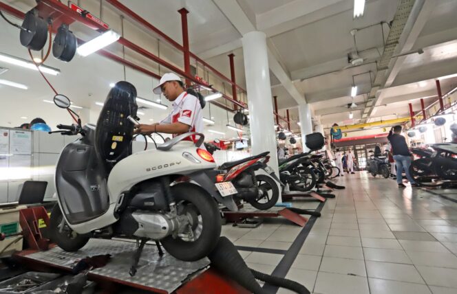 
Pastikan Honda Prima Sebelum Mudik dengan Manfaatkan Paket Service Ramadan di AHASS