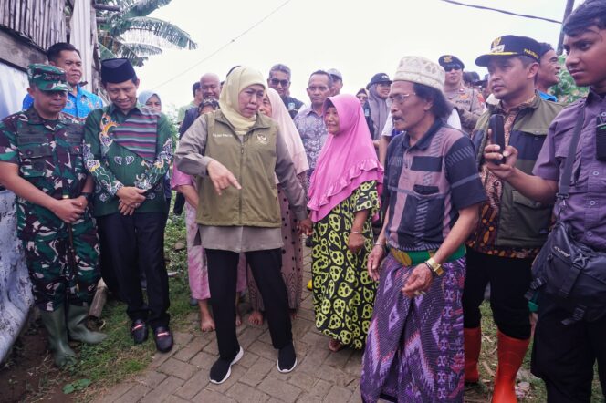 
Gubernur Jawa Timur Tinjau Banjir Pasuruan, Pemkot Fokus Penanganan Cepat dan Solusi Jangka Panjang