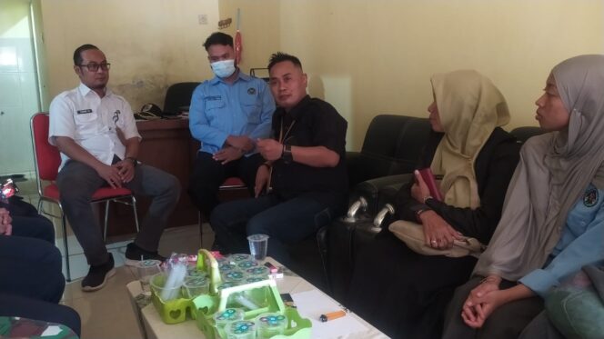 
Camat Sumbersari dan SPPG Antirogo Perkuat Komitmen Sukseskan Program MBG 
