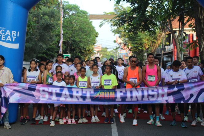 
Ribuan Peserta Ramaikan Uniwara Color Run 2026, Wali Kota Pasuruan Berikan Apresiasi Tinggi