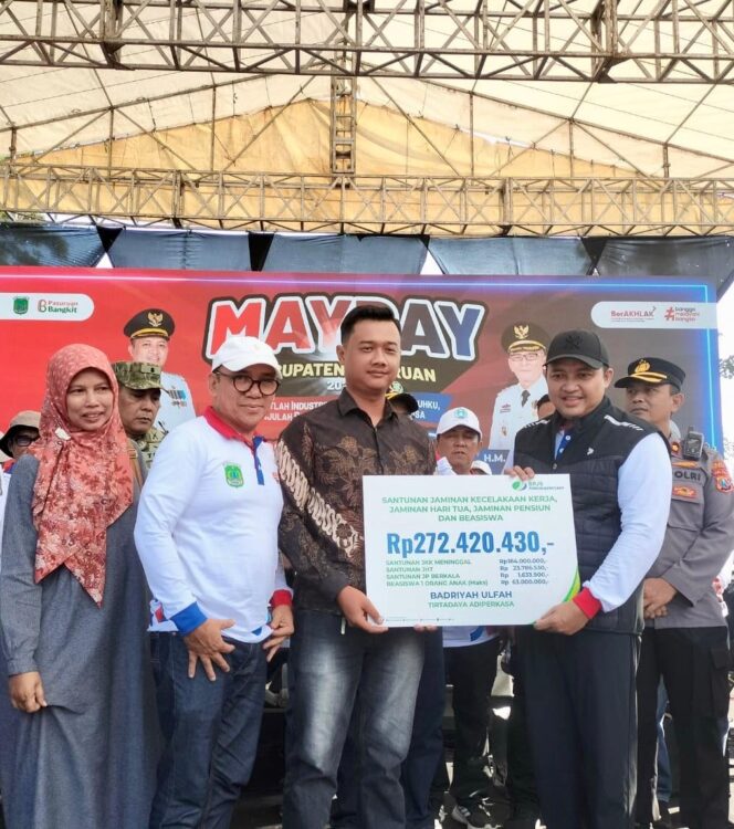
BPJS Ketenagakerjaan Hadirkan Layanan dan Serahkan Santunan pada Peringatan May Day 2026 Kabupaten Pasuruan