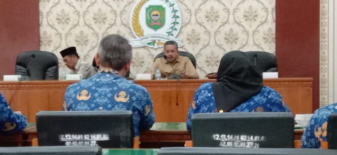 
Komisi IV DPRD Trenggalek Terima Keluhan Manajemen RSUD dr Soedomo Terkait Durasi Pasien Rawat Inap