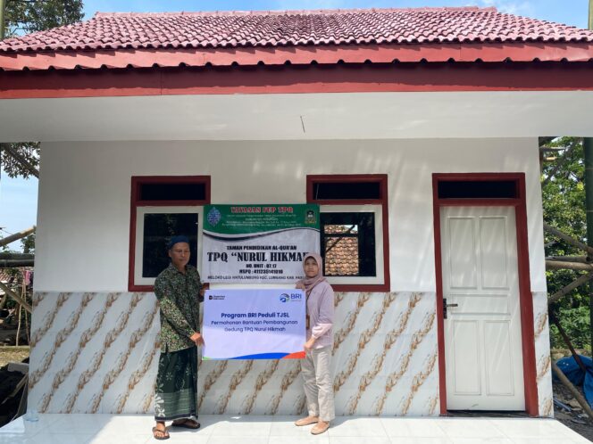 
BRI Pasuruan Salurkan Bantuan TJSL Rp100 Juta untuk Bantuan Pembangunan Gedung TPQ Nurul Hikmah di Lumbang Kabupaten Pasuruan