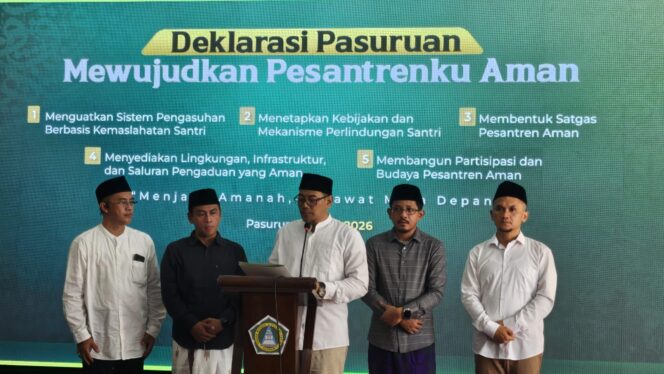 
​RMI PBNU Bersama Para Kiai Pasuruan Deklarasikan Gerakan Nasional “Pesantrenku Aman” 