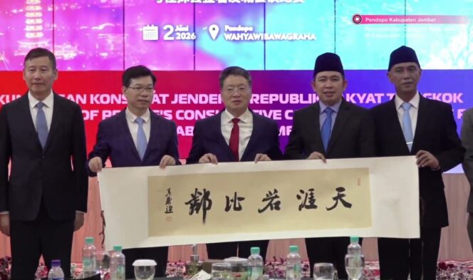 
Jinhua Ingin Perusahaan Tiongkok di Jember Dilindungi, Fawait Tegaskan Prinsip Saling Menguntungkan 