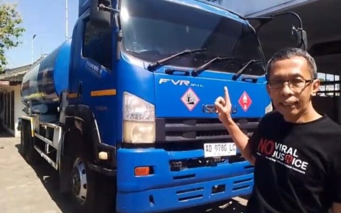 
Gudang Diduga Penimbun Solar Subsidi di Ajung Digerebek, Praktisi Hukum Minta Pengusutan Sampai Aktor Utama 