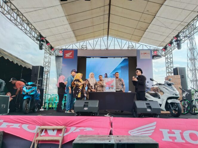 
Program Untukmu Konsumen Honda Raih Kesempatan Menang Besar! Program Untukmu Konsumen Honda Hadir Kembali untuk Konsumen Blitar